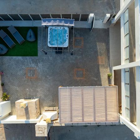 Md Residence Near The Beach W Bbq And Private Parking خيرسونِسوس المظهر الخارجي الصورة