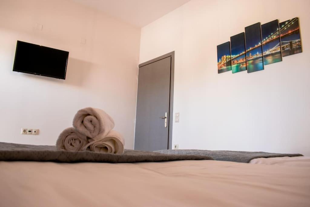Md Residence Near The Beach W Bbq And Private Parking خيرسونِسوس المظهر الخارجي الصورة