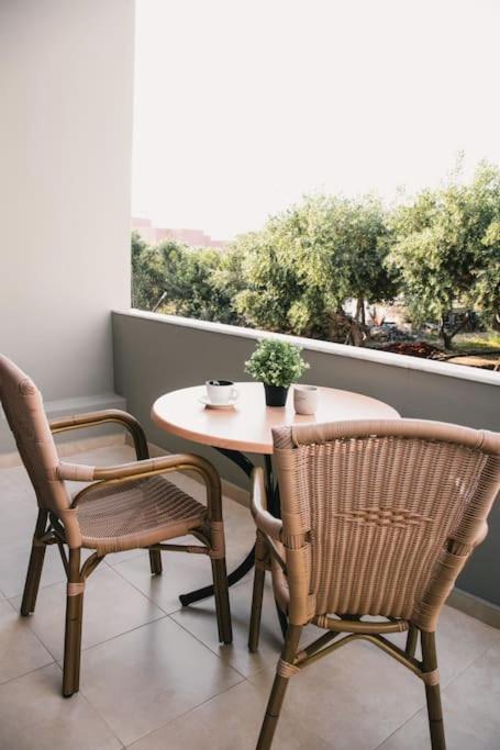 Md Residence Near The Beach W Bbq And Private Parking خيرسونِسوس المظهر الخارجي الصورة