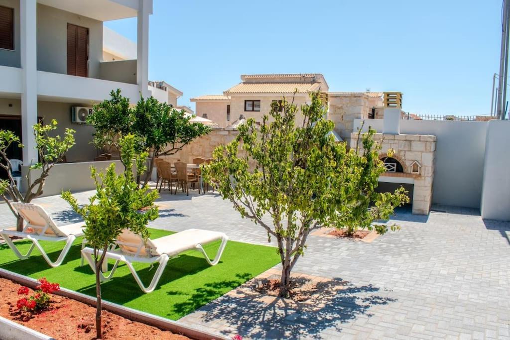 Md Residence Near The Beach W Bbq And Private Parking خيرسونِسوس المظهر الخارجي الصورة