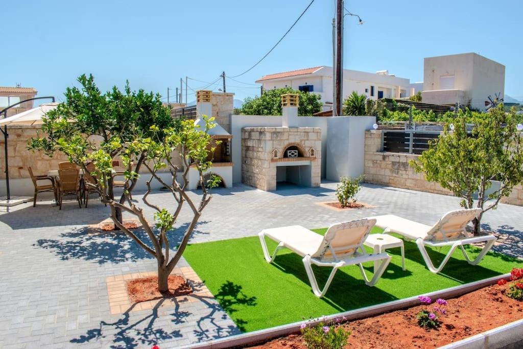 Md Residence Near The Beach W Bbq And Private Parking خيرسونِسوس المظهر الخارجي الصورة