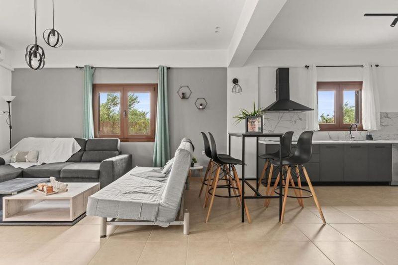 Md Residence Near The Beach W Bbq And Private Parking خيرسونِسوس المظهر الخارجي الصورة