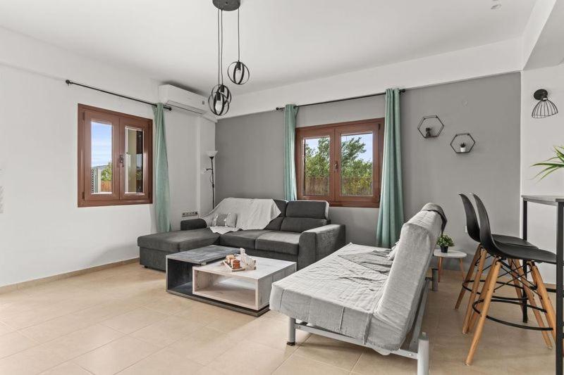 Md Residence Near The Beach W Bbq And Private Parking خيرسونِسوس المظهر الخارجي الصورة