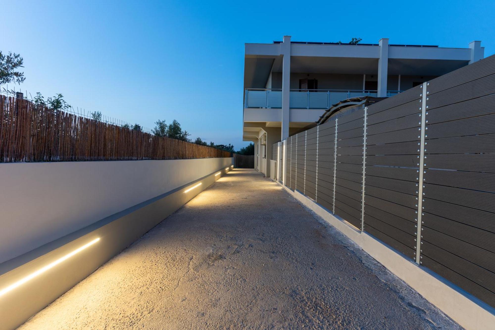 Md Residence Near The Beach W Bbq And Private Parking خيرسونِسوس المظهر الخارجي الصورة