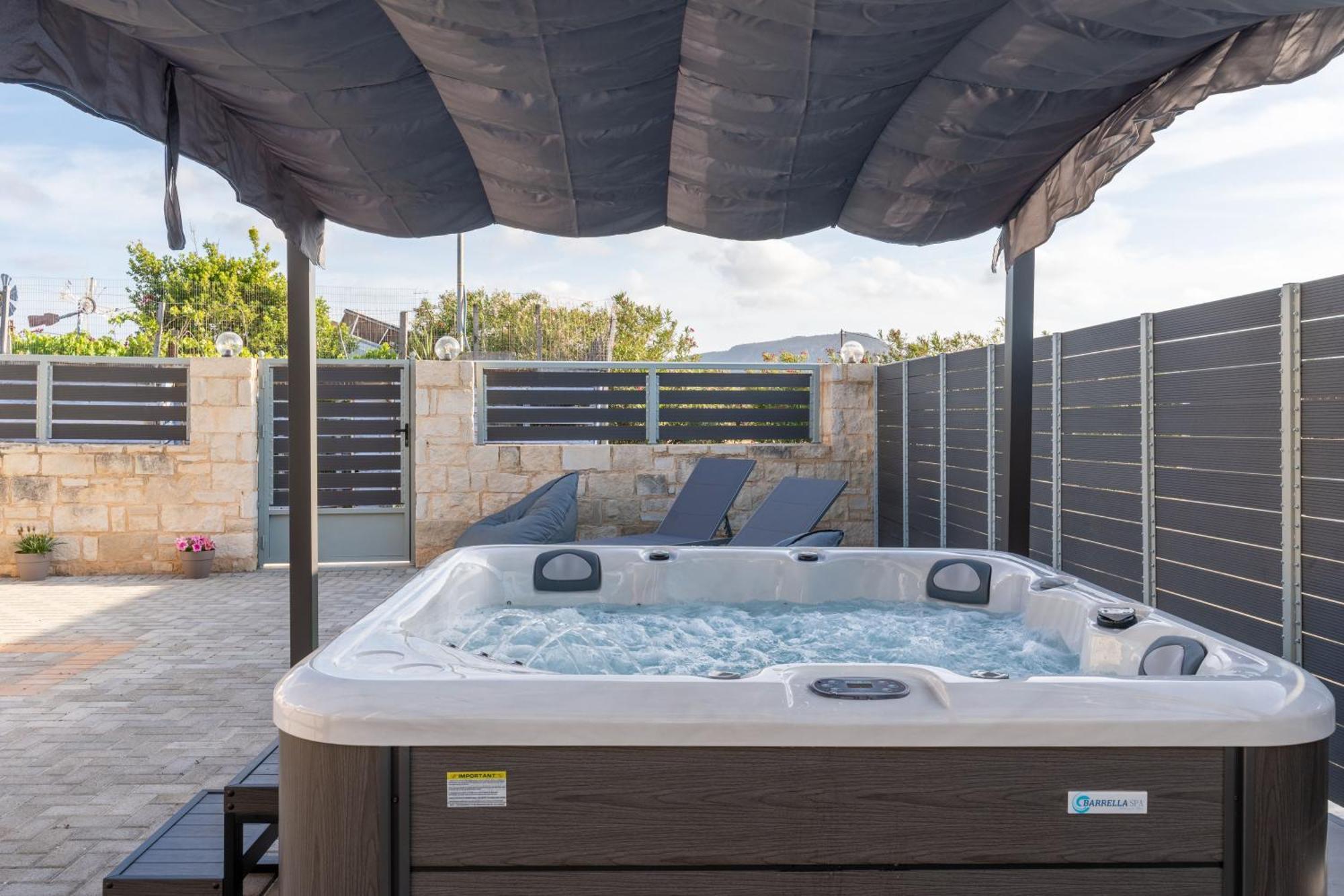 Md Residence Near The Beach W Bbq And Private Parking خيرسونِسوس المظهر الخارجي الصورة
